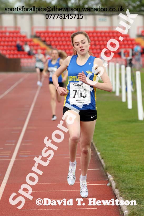 Womens senior and under-20s 1500 metres, North Eastern Track and Field Champs, Gateshead Stadium. Photo: David T. Hewitson/Sports for All Pics